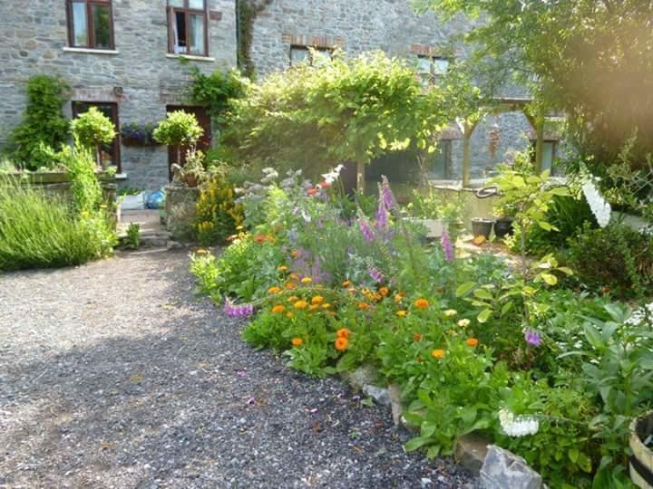 Bed and Breakfast Middle Mill Kidwelly Экстерьер фото